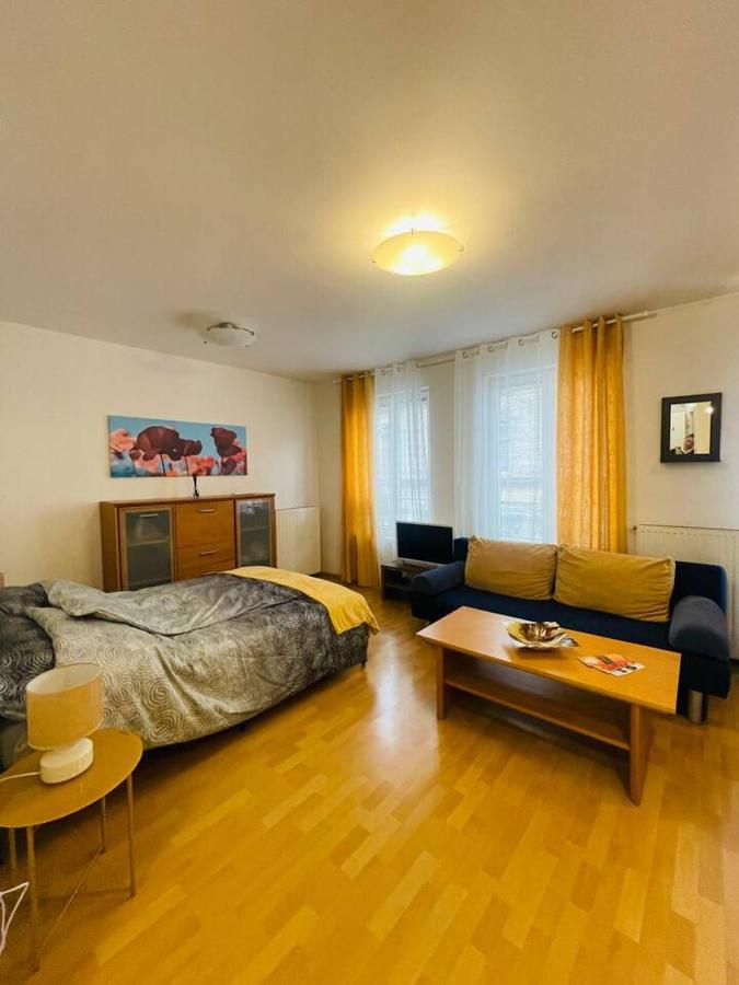 Central Studio Close To Andrassy Avenue For 4 Persons Budapest Esterno foto